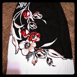 White House Black Market Floral Skirt